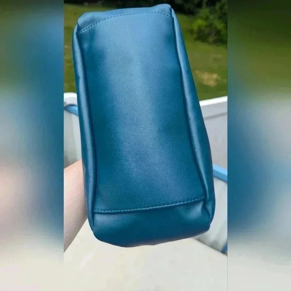 A New Day Small Tote Bag Teal (EUC)(Like New) - Picture 11 of 11